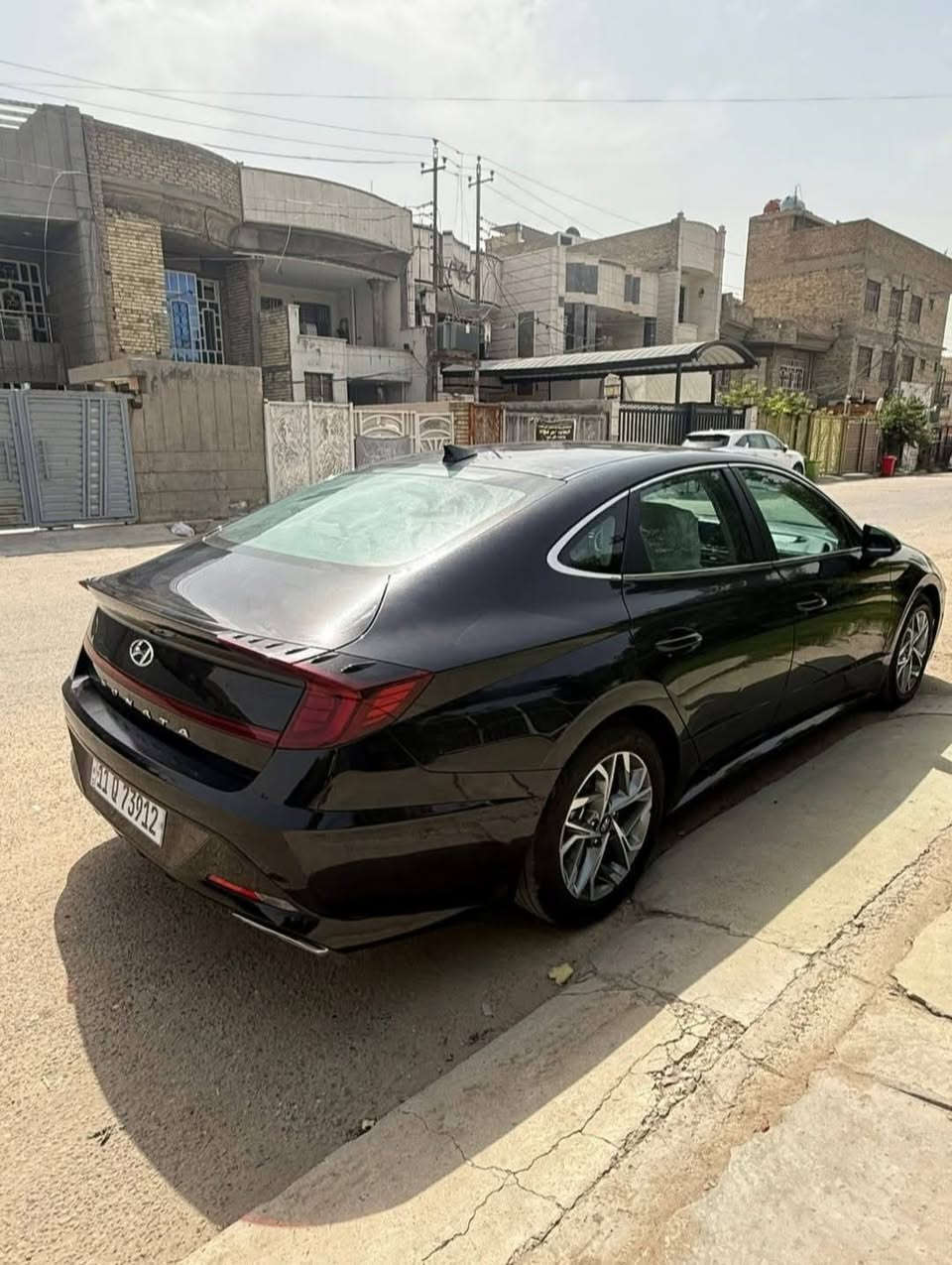 السلام عليكم سوناتا موديل 23 

السياره جديده بلخير للياخذهه ماشيه 28

حادثهه تبديل جاملغ وربع البنيد مصبوغ فقط باقي السياره كفاله 
رقمهه بغداد بسمي تحويل شوكت متريد

مواصفاتهه فول من عده الفتحه شتريد مواصفات بيهه

محركهه 2500 تنفس طبيعي 

سعرهه 161 

مكاني بغداد البلديات  ***********
