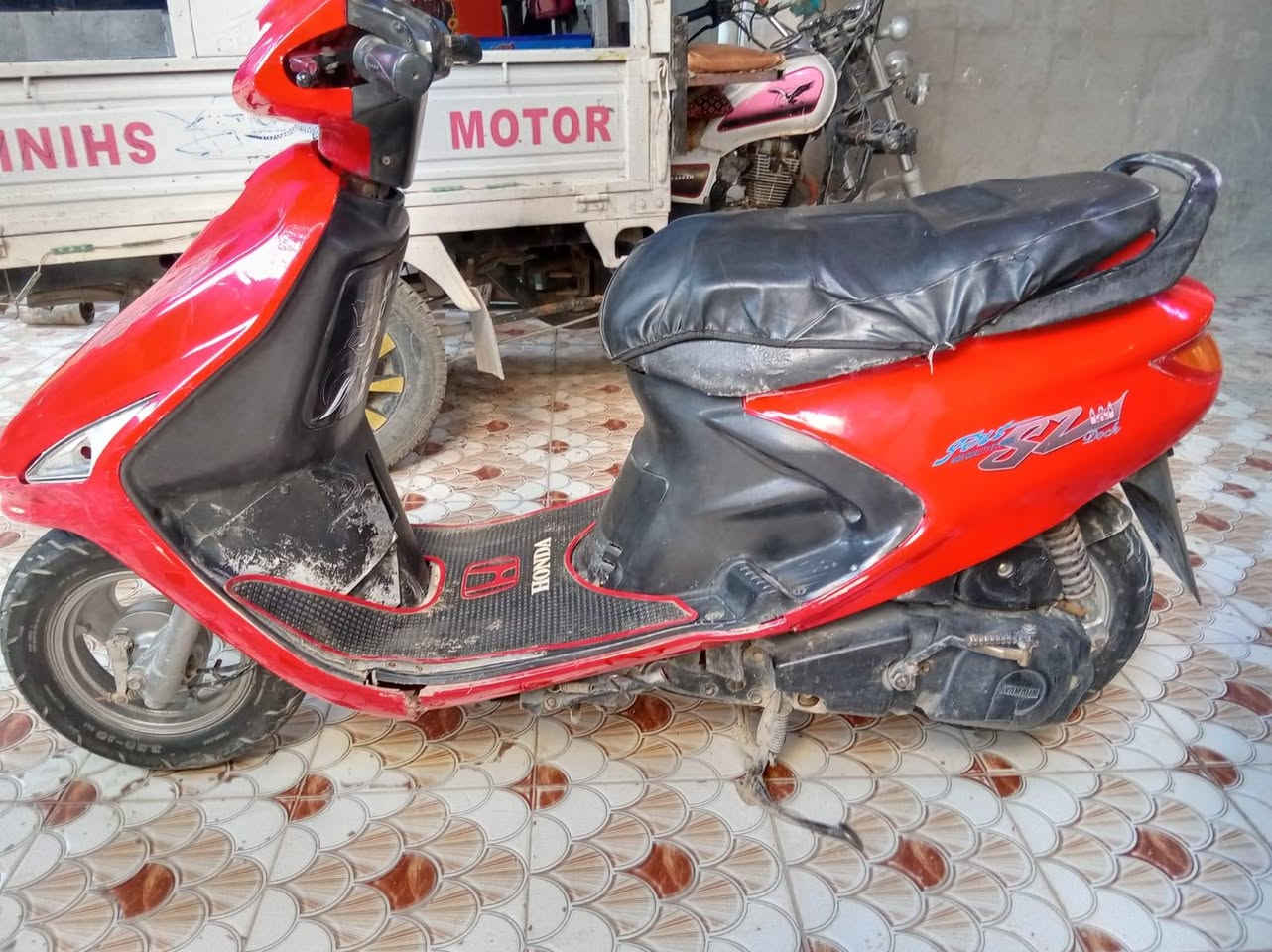 فورتي كامل شغال نكرة سلف وهندر
السعر 300
كاطون الرازي قرب مرطبات البلور 
***********
