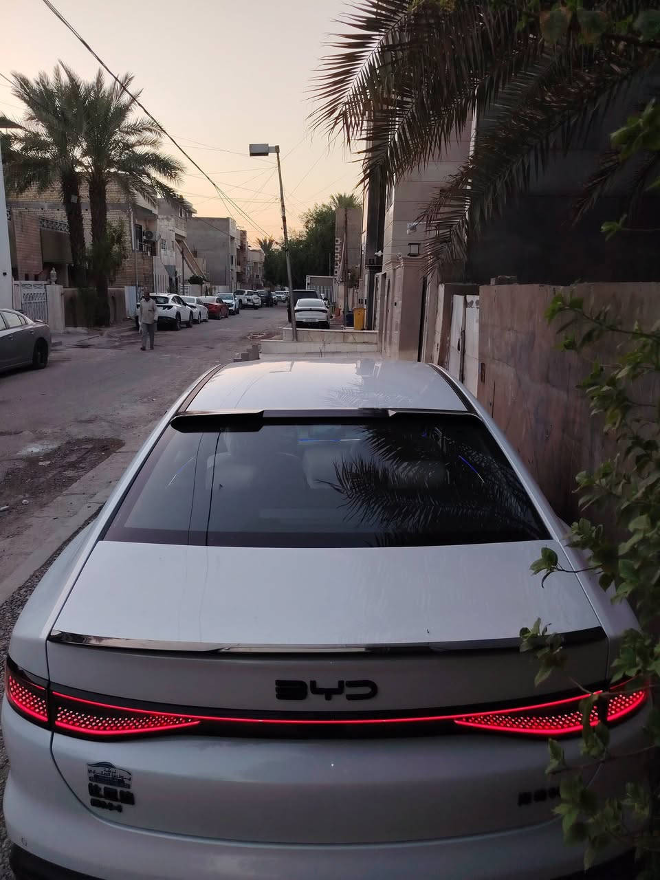 سيل 5 موديل 2025 داخل ابيض ☑️

 💚 عليه سستم كامل سوادات مطريات حوضيات 💚 

🌏 سستم لدات اناره داخليه تحكم أكثر من لون 🌏 

سيارة مصروف عليه كاملة مكمله 💵 🆕 

للمعرفة السعر (؟؟؟) اكتب رقم 1 الرد تلقائي ✅ 

بلكن هايبرد  ثلاث انظمه هايبرد + بانزين  شحن ذاتي🔋 + شحن خارجي🪫 تمشيك2200  كيلو سعه خزان الوقود 65 لتر 

 بحالة الوكالة ☑️  كفاله عامه

عداد  كليومتر/  ( 3 ) الف فقط كسر زيرو ✅ 

ملاحظه شاحنه اصليه  + فوم معالج اطار 

🔥مرقم بغداد مثبت لوحات سنويه باسمي 🔥

عنوان /  بغداد شارع فلسطين 

💥محرك يعمل لشحن البطاريه فقط  1500 هجين ثلاث انظمه شحن ذاتي + هايبرد + شحن خارجي☑️ 
💥داخل جلد ابيض لونين  بطاين بوب جلد ابيض واسود ✅ 
💥دركة دي جلد وحياكه ☑️ 
💥بكلايت لد خليه ✅ 
💥بصمه +كارت ☑️ 
💥هاندر بريك بصمه اوتو هولد✅ 
💥كيجات شاشه ☑️ 
💥شاشه كبيره تبريد شاشه✅ 
💥لايت ليد لايت اوتو  + لد صباحي☑️ 
💥اشاير مري✅ 
💥تبريد قطعتين ☑️ 
💥ويل كب اسود بلاد ✅ 
💥ايرباك عدد 10☑️ 

الاتصال ☎️ 

***********📞
