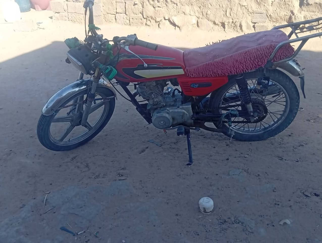 السلام عليكم دراجه البيع موديل 20كلك كلك كلك كلك المكان طريق نجف كربلاء سعره 220وبيه مجال الطيبين ***********
وذاء مراوس وطي فرق
