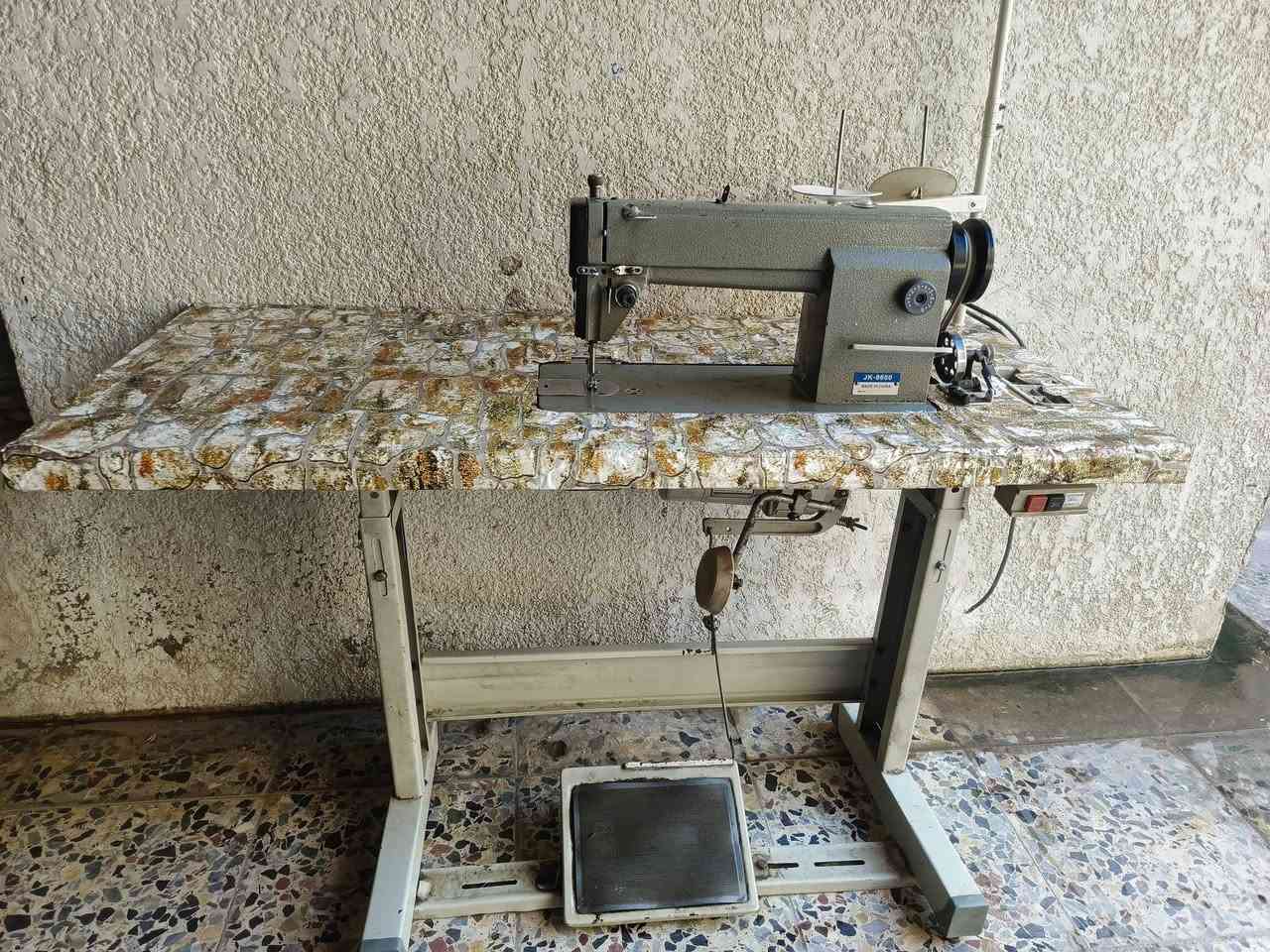 مكينة نظيفة للبيع اريدها 200 عنوان بغداد بلديات ***********
