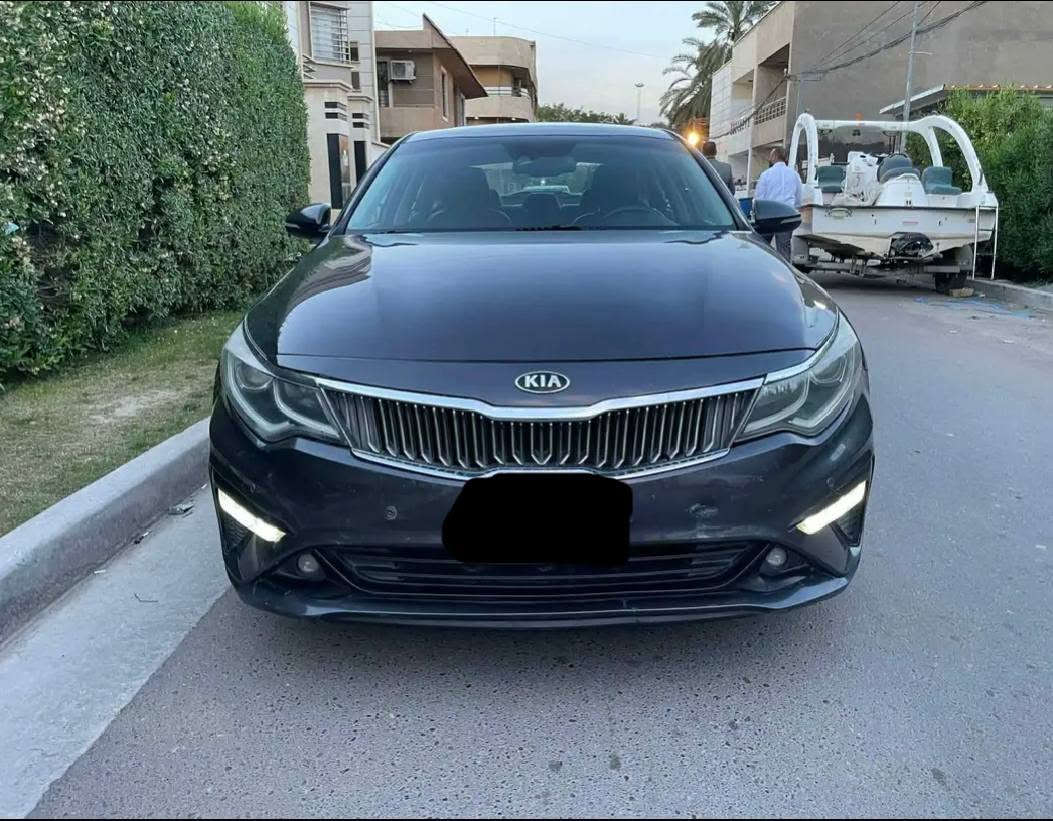 كيا اوبتيما للبيع او مرواس مديل 19وارد أمريكا ورقم بغداد وبسمي وسنوية لل2031ومكينه2400وموصفات فول ماعنده بنراما وعنوان بغداد حي العامل وسعر 130وبيه مجال وهاتف***********
