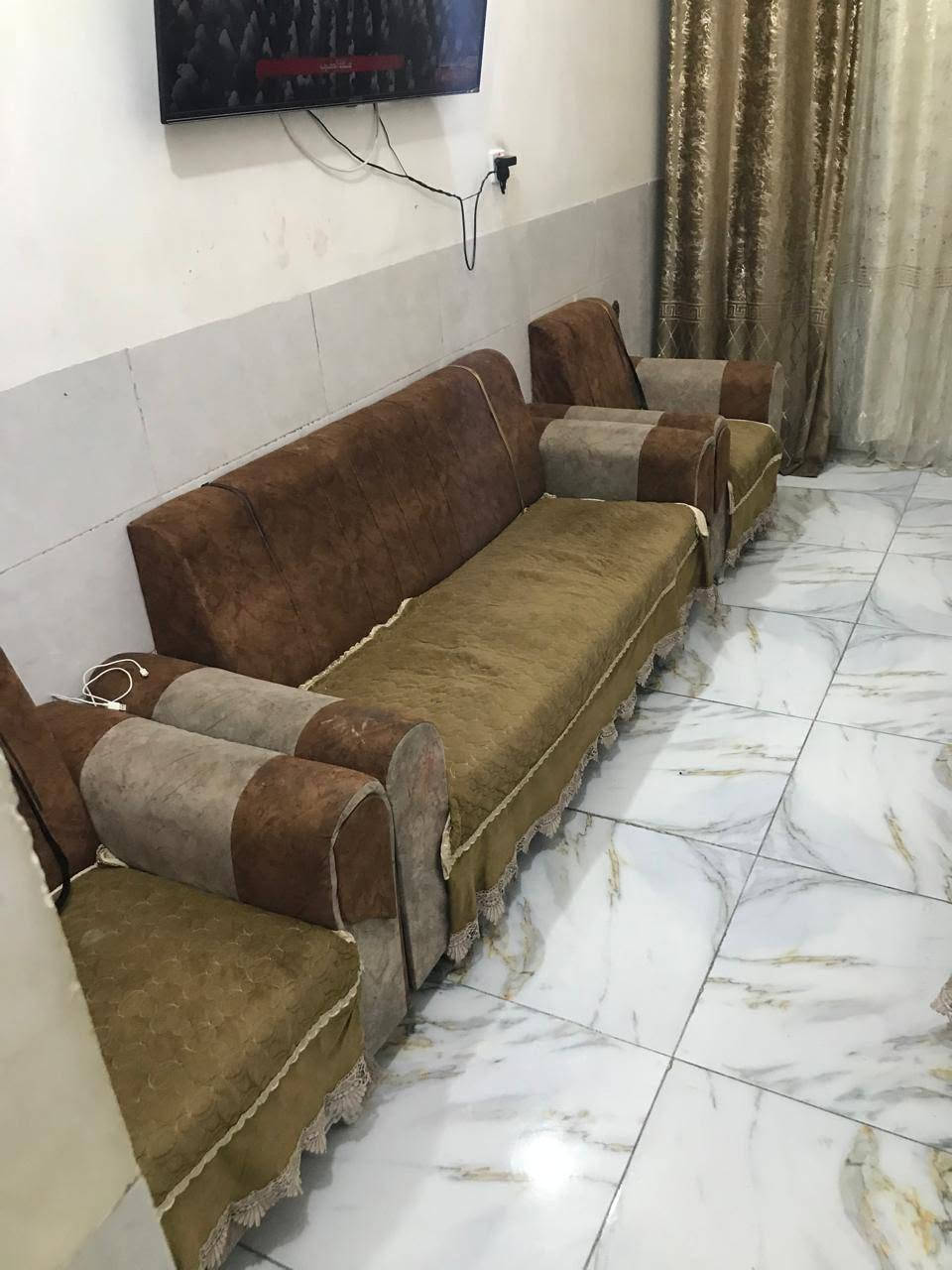 السلام عليكم عندي الأغراض البيع ***********بي واتساب
