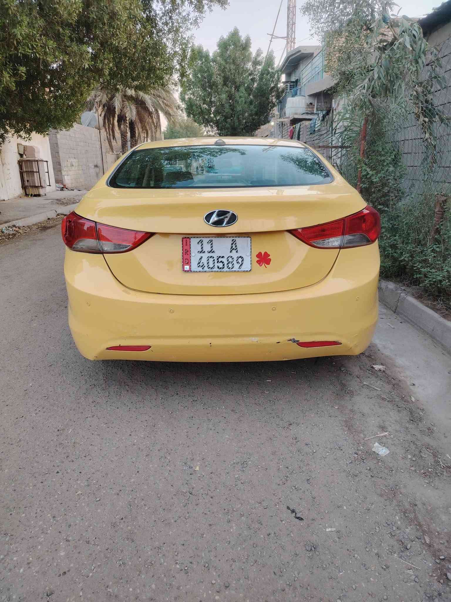 السلام عليكم النترا موديل 2013 رقم بغداد انكليزي باسمي حادث جاملغ فقط والباقي ليبل واحد مكينه ١٨٠٠دوش المرغوب مصفره من كلشي تخم تاير سياره مال جناي كبل الشارع المكان بغداد رقم الهاتف ***********
