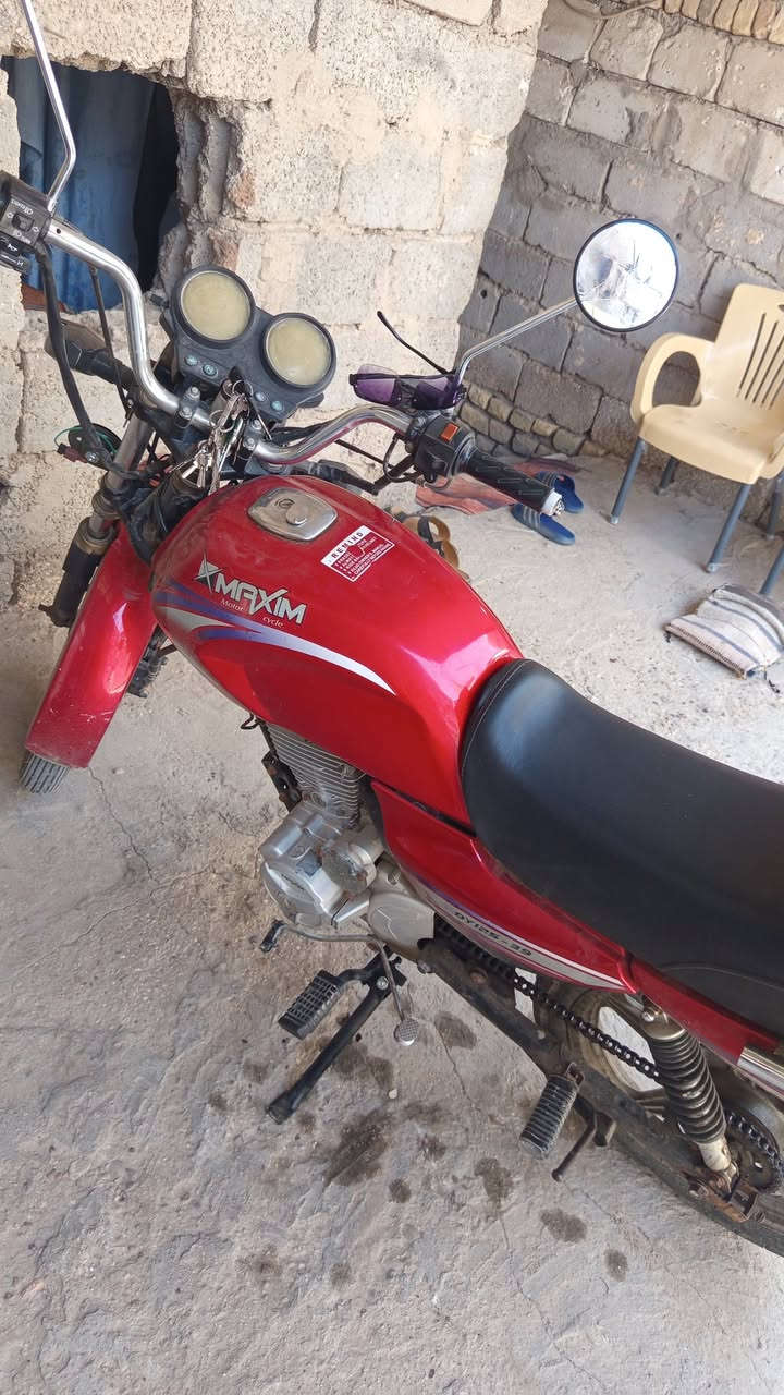 للبيع سعر 700 بيها خيط بخار اوراق اصولي خاص ماجاوب ***********
