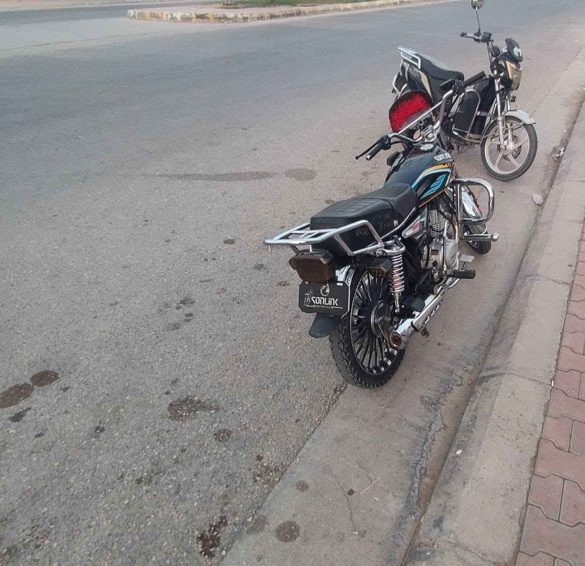 *********** سعر 750 وبيها مجال
سلام عليكم درجه لبيع سونك موديل 2024شكل 2025 ترهم مراوس @
