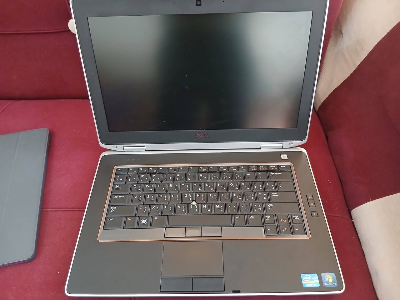 ديل • كور i5 • رام ٤ جيجا