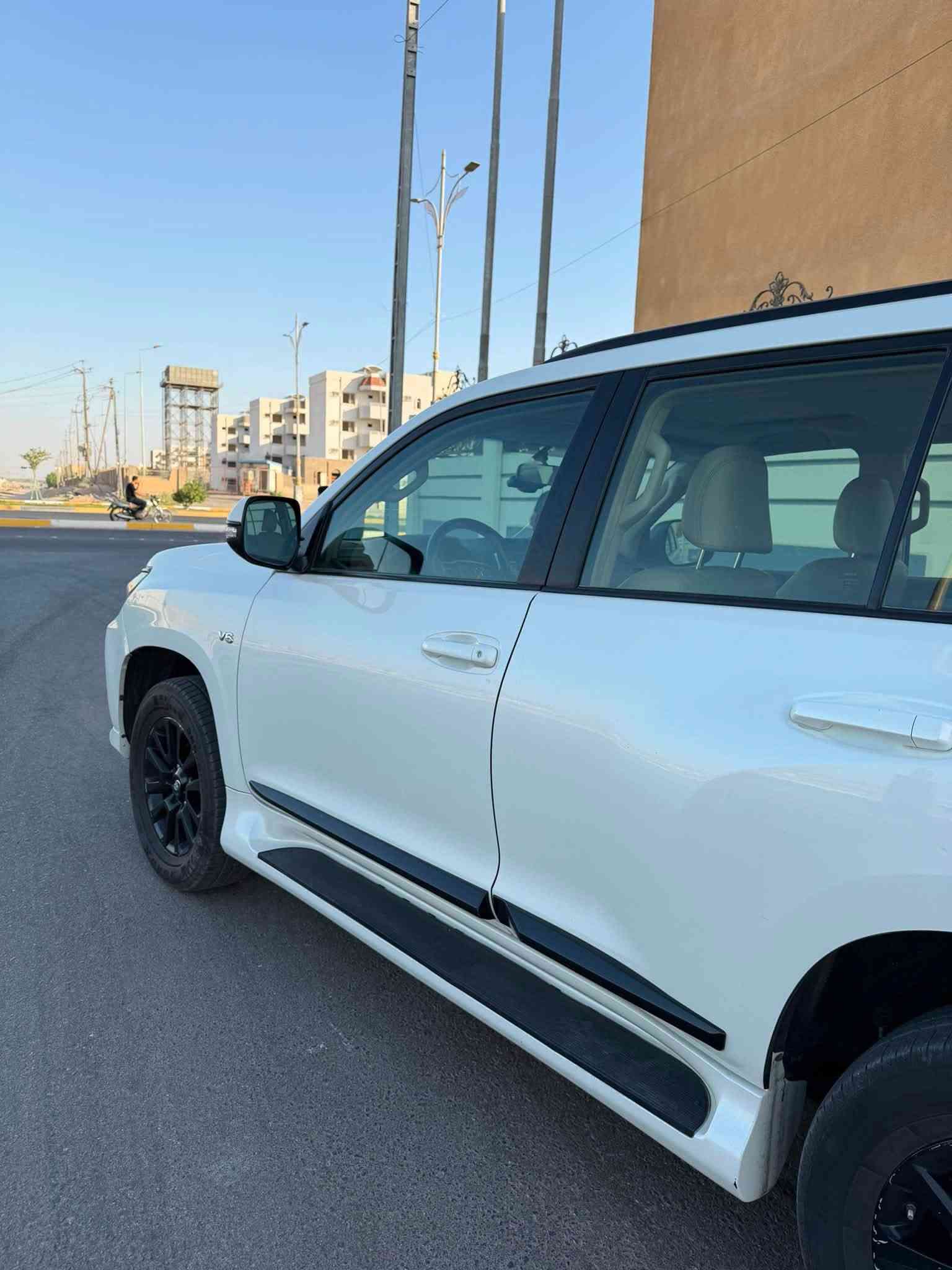 تويوتا برادو Vxموديل 2021
صيانة وكالة ساز
انسب سعر 🔥🔥
اتصل وميكون خاطرك اله طيب

السيارة كاملة بلاك ادشِن من الشركة VX 

مكفولة كفالة عامة كاملة بدون(صبغ وتبديل وبارد)

رقم  بغداد الدولي ب اسمي

ماشيه 81 الف كيلو 

المواصفات:

✅ سلندرات قمارة

✅مثبت سرعة

✅حساس خلفي

✅كاميرا خلفية

✅دبل تانكي 150 لتر

✅إشارات بالمرايا

✅كشافات ضباب

✅كراسي جلد أصليه

✅كراسي كهربائية

مكان السيارة كربلاء حي الحسين

للاستفسار: ***********
