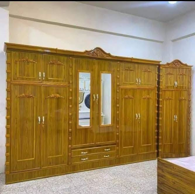 السلام عليكم ورحمة
غرفه نوم اخشاب عراقي تزكام بعدهه جديده ما مستخدمه 
للبيع ومستعجلين على بيعته والله صارت علينه مليونين وربع 
رايديهه مليون مستعجلين على البيعه والله 

الإتصال على رقم 
‏‪***********‬‏
