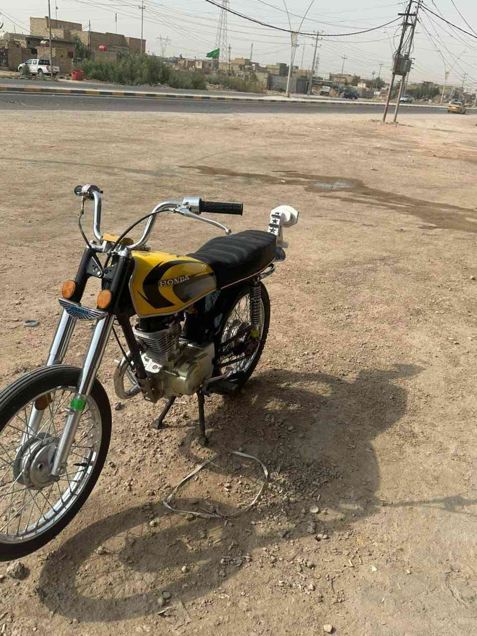سلام عليكم دراجه صارلهه سبوعين من تعمرت اوراق اصولي شاصي 17ومكينه BM موديل 25سعر 850لمو شراي لا يتعبني مكاني دوانيه حمزه شرقي ***********🫶
