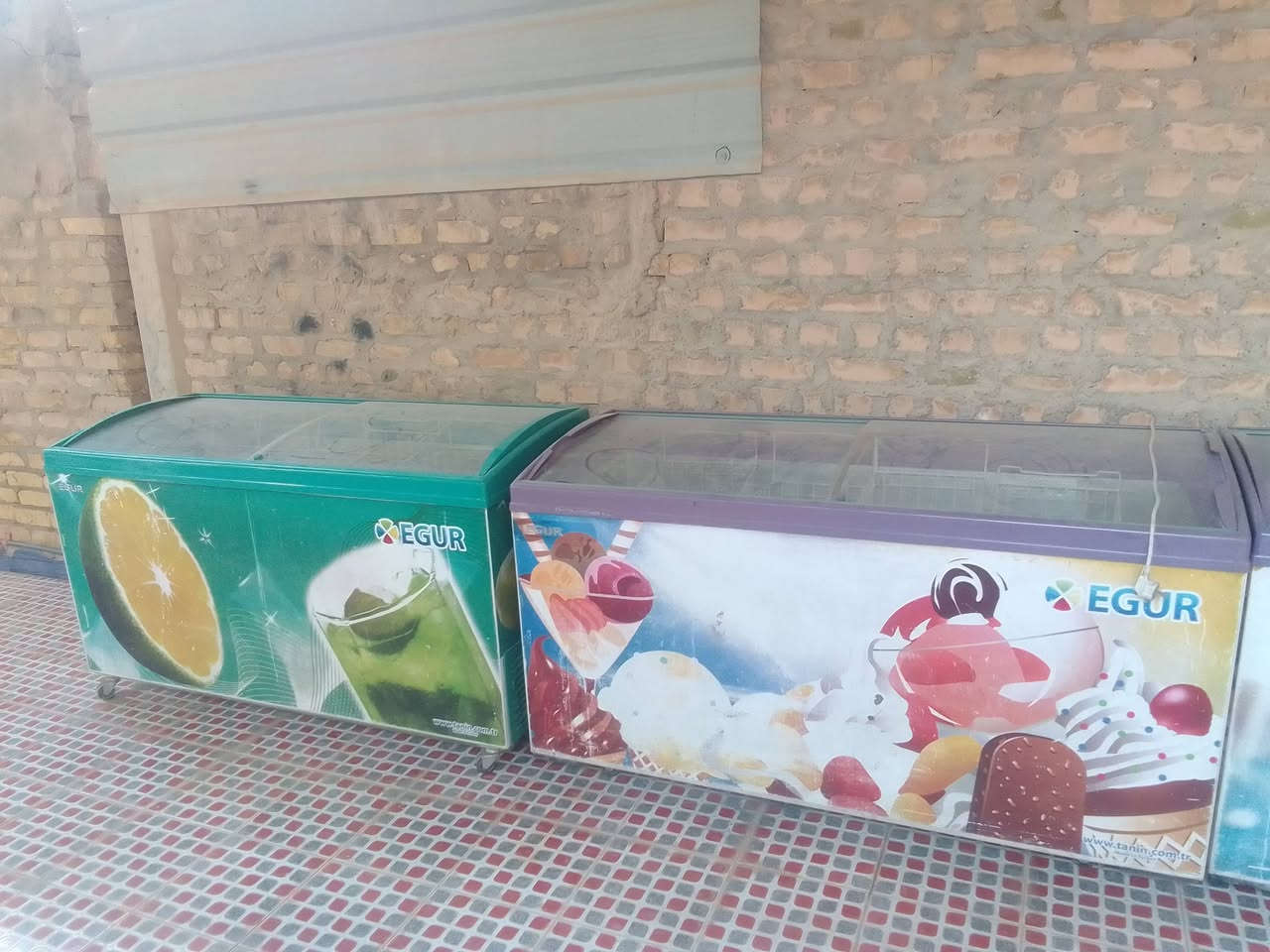 برادات طرحية • ٣ قطع • نظيفة