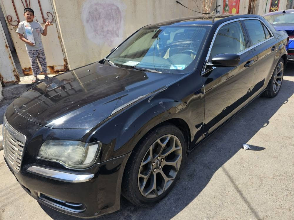 اوباما ١٤ بيهه كصه جنطه 
السيارة جاهزه من كلشي 
تبريد تدفئه حدادية السيارة نضيفه جدا 
العنوان البصرة الجبيله 
السعر ٥٨ 
*********** البصرة, العراق
