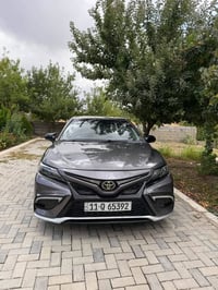 كامري 2023seرقم بغداد بسمي ماشيه 36ميل ضررها جاملغ وبنيد بدون دواخل جا...
