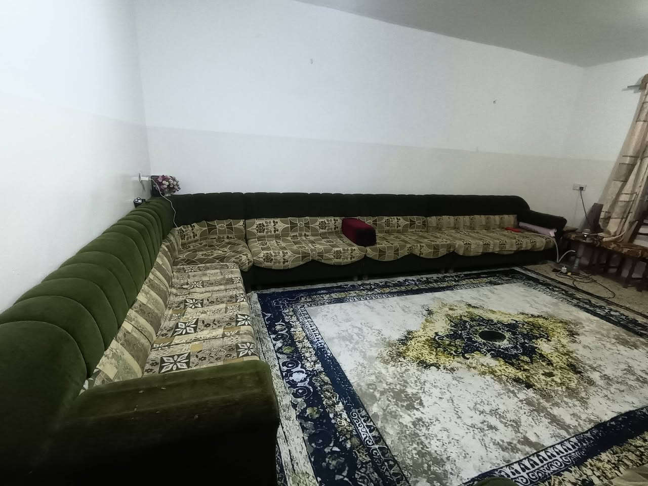 ١٧ مقعد • زاوية • كنب