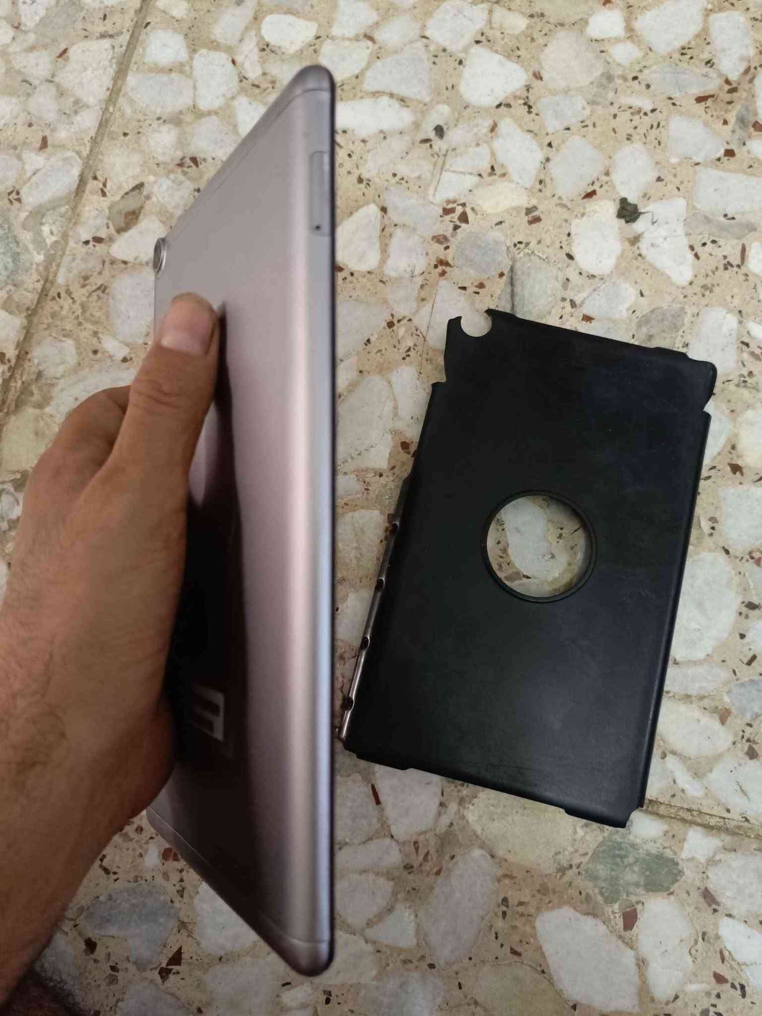 هونر باد5 • ٣٢ جيجا • ٣ رام