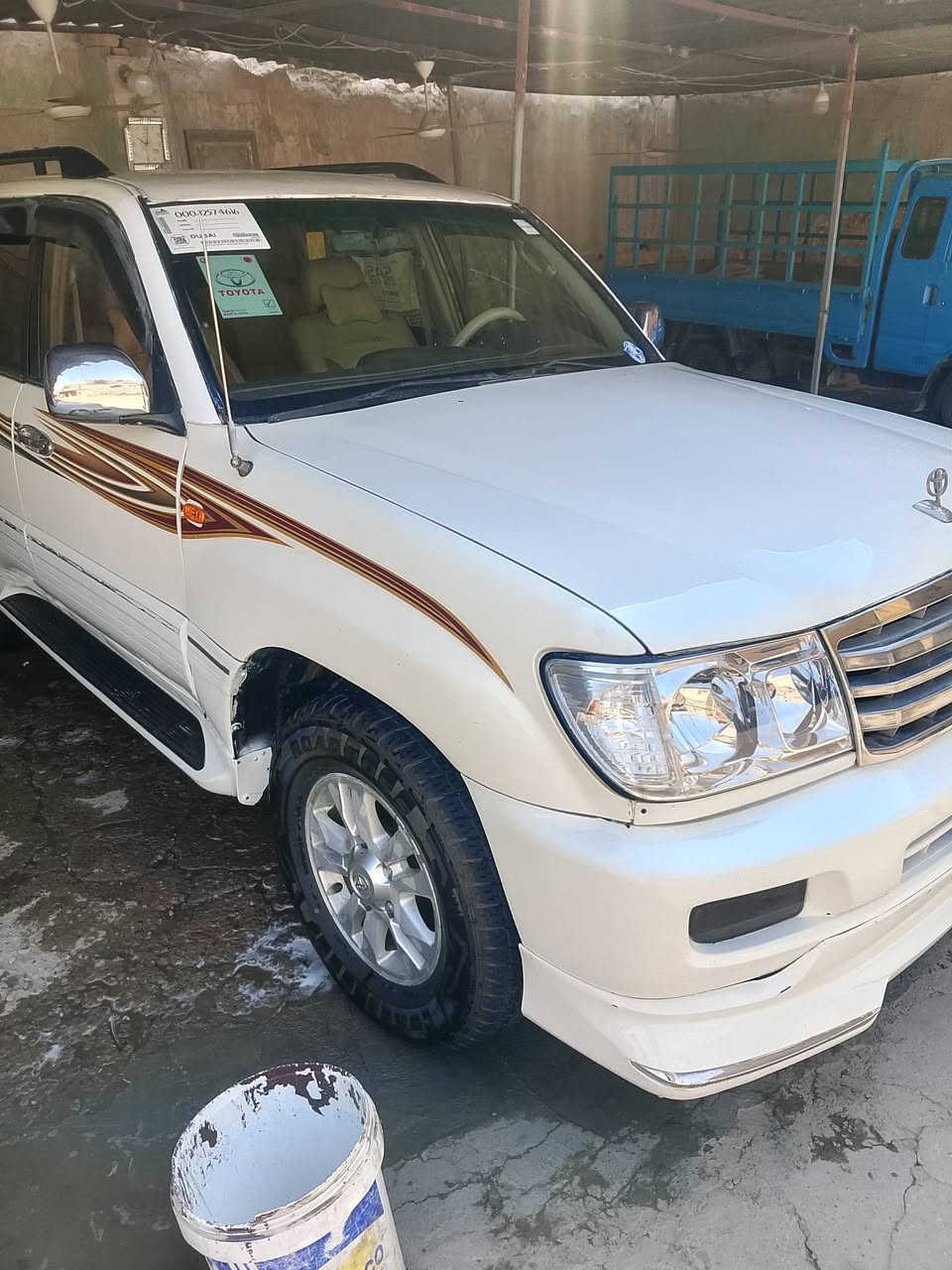 للبيع لاندكروزر مونيكا موديل 2000 محدثه 2007 رقم بغداد تحويل مباشر مكينه 8 سلندر سياره بيه تكمه صفحة سايق بس كلش حلوه مكان سياره حله مركز المدينة السعر  80 الاتصال ***********
