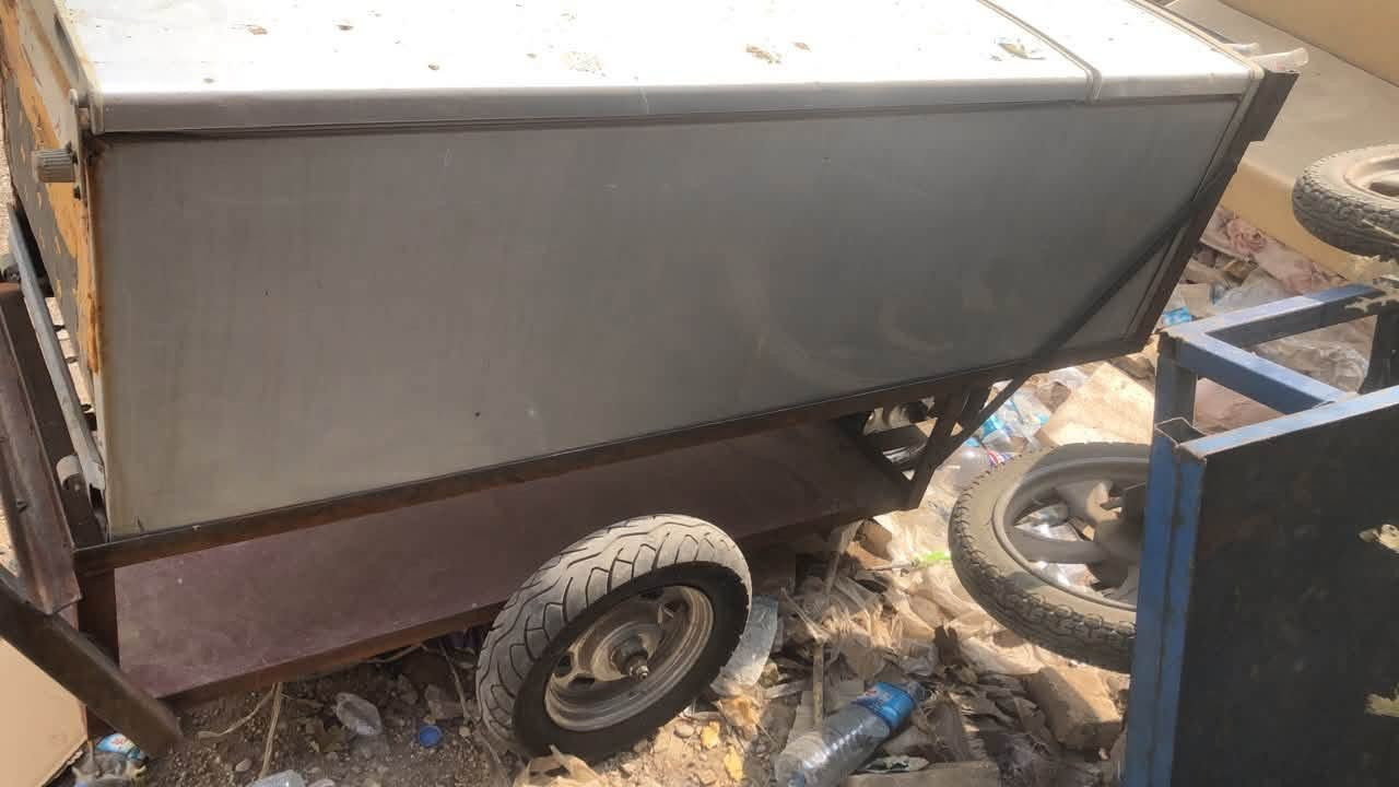 سلام عليكم عندي عربانه مال ببسي وا مال ماي للبيع نضيفه كلش المحتاجه يجي خاص بسعر مناسب الرقم *********** وتساب فقط بس يرادله غسله
