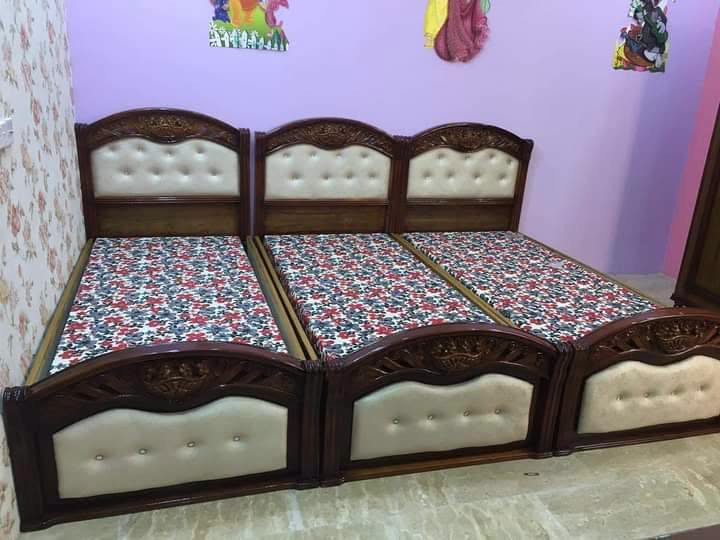 معمل نجارة بركة الرحمن بأدارة ابو ضحى النجار عنوان المعمل شارع حولي التحرير مجاور جامع عمر ابن عبدالعزيز رقم الهاتف ***********7
