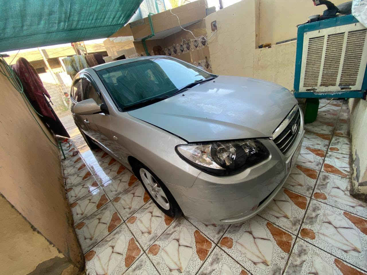 السلام عليكم افانتي موديل 7 لون سلفر سياره حلوه مال بيت تدفه تبريد منضومه جديده صدر خلفي وأمامي جديد بيها رش احزام لن السلفر يجرد سنويه لغايه 28بسمي سياره كاملا ع اخر حبايه إذا اكو مراوس سوناتا رقمي ***********
