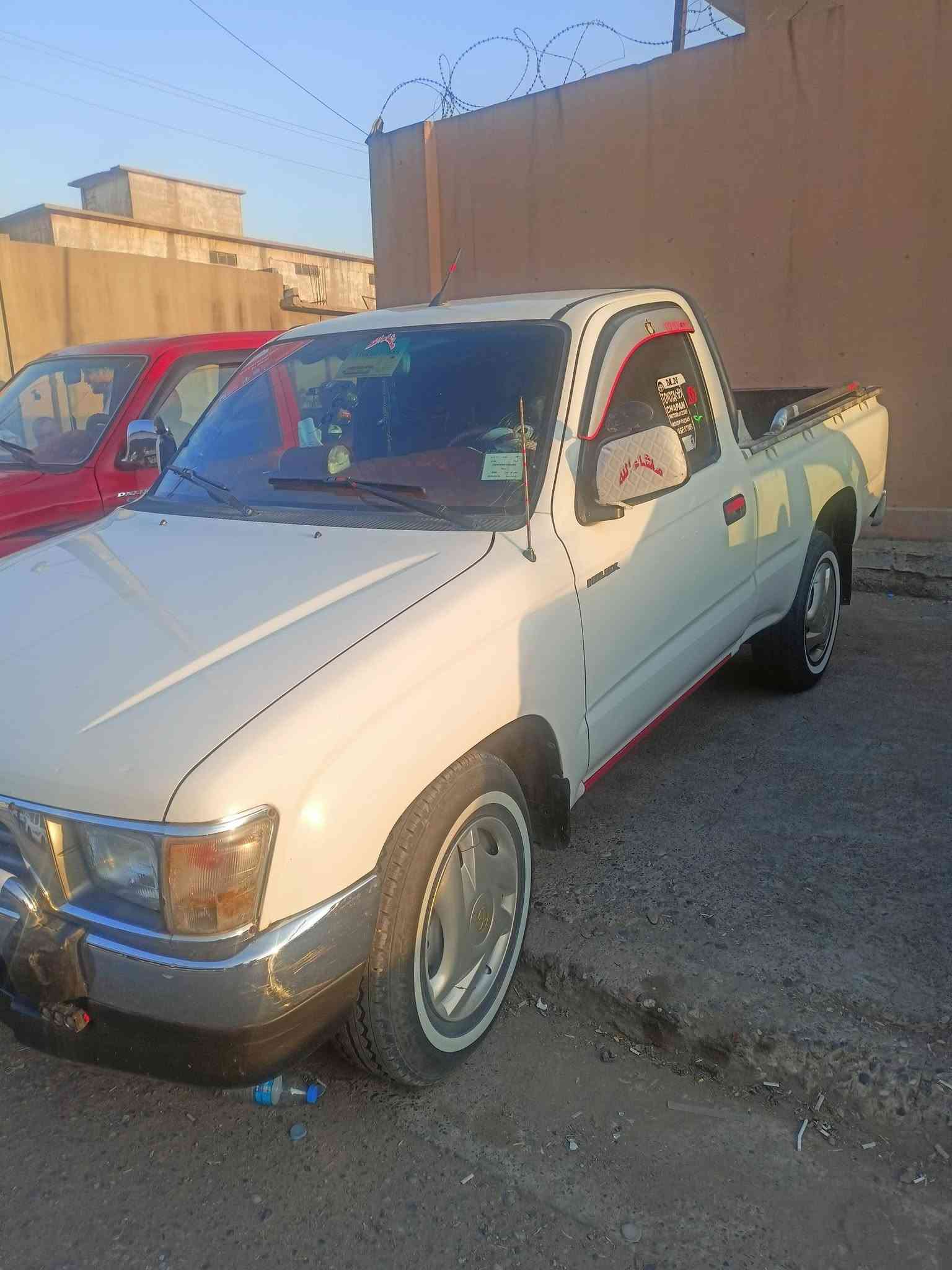 سياره للبيع 2001
السعر 110وبيها مجال 
سياره شرط من الدعاميه إلى الدعاميه 
رقم نينوى. رقم الهاتف ***********
