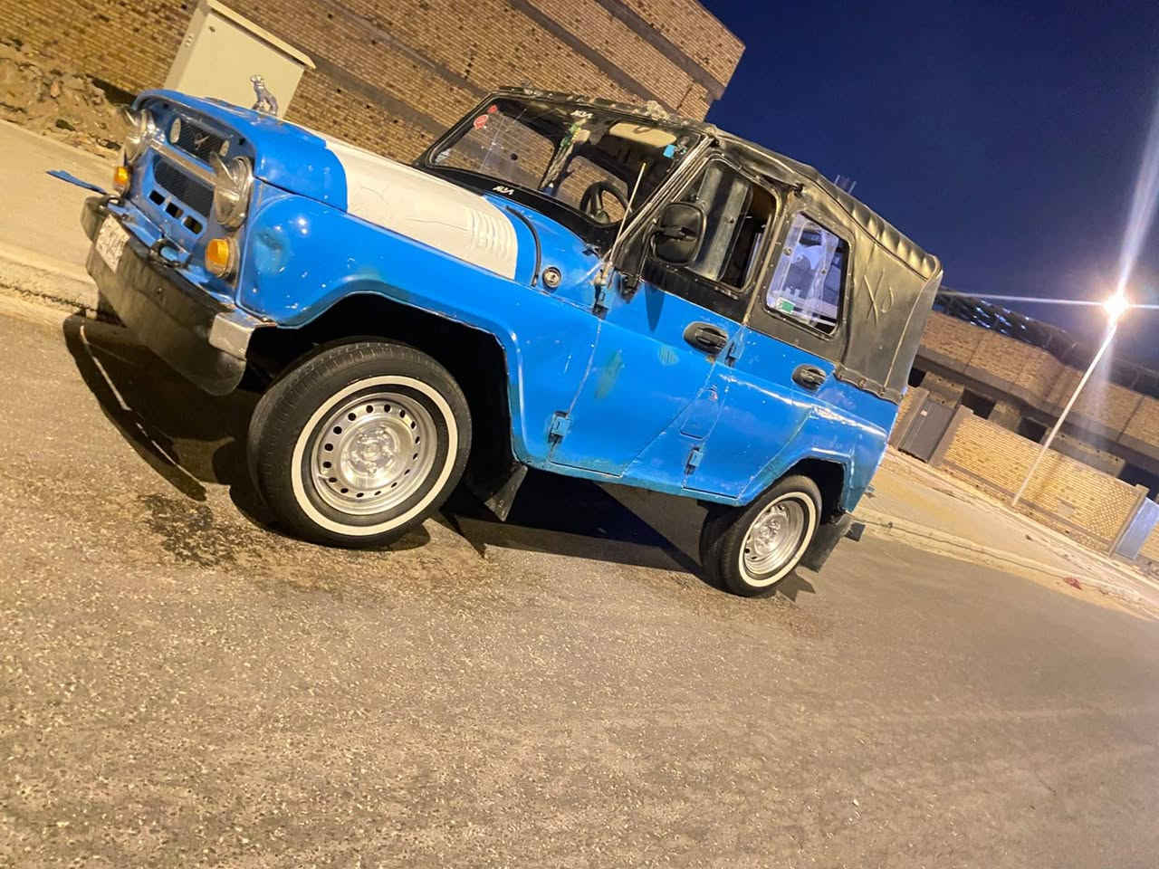 سلام عليكم شباب واز للبيع موديل88مكينه وكير حداديه كفاله
***********

