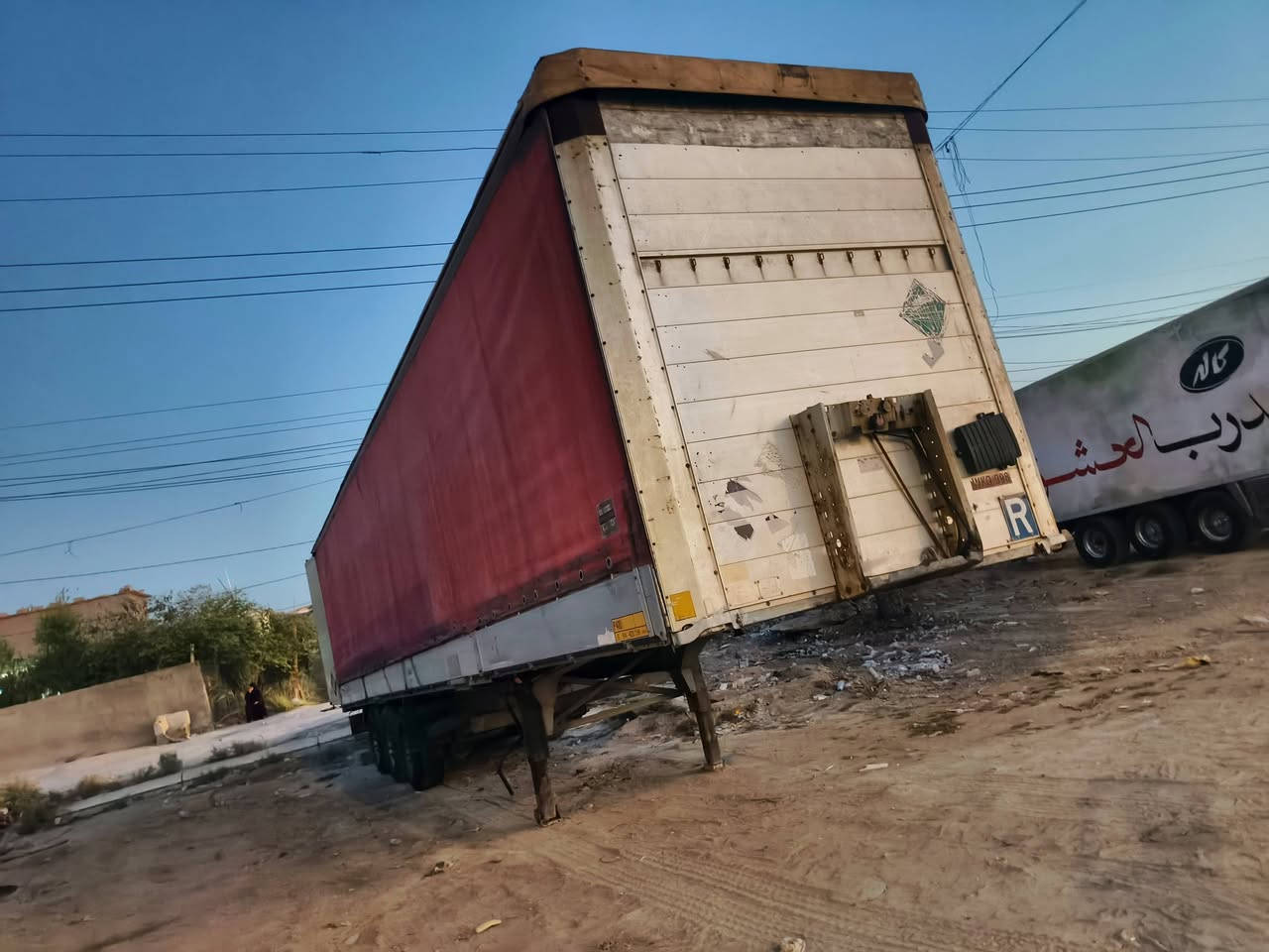 شمتز البيع موديل ١٢ كفاله نص جناب فافون شاصي مغلون مكان كربلاء  سعر 60وبيه مجال ستفسار ***********
