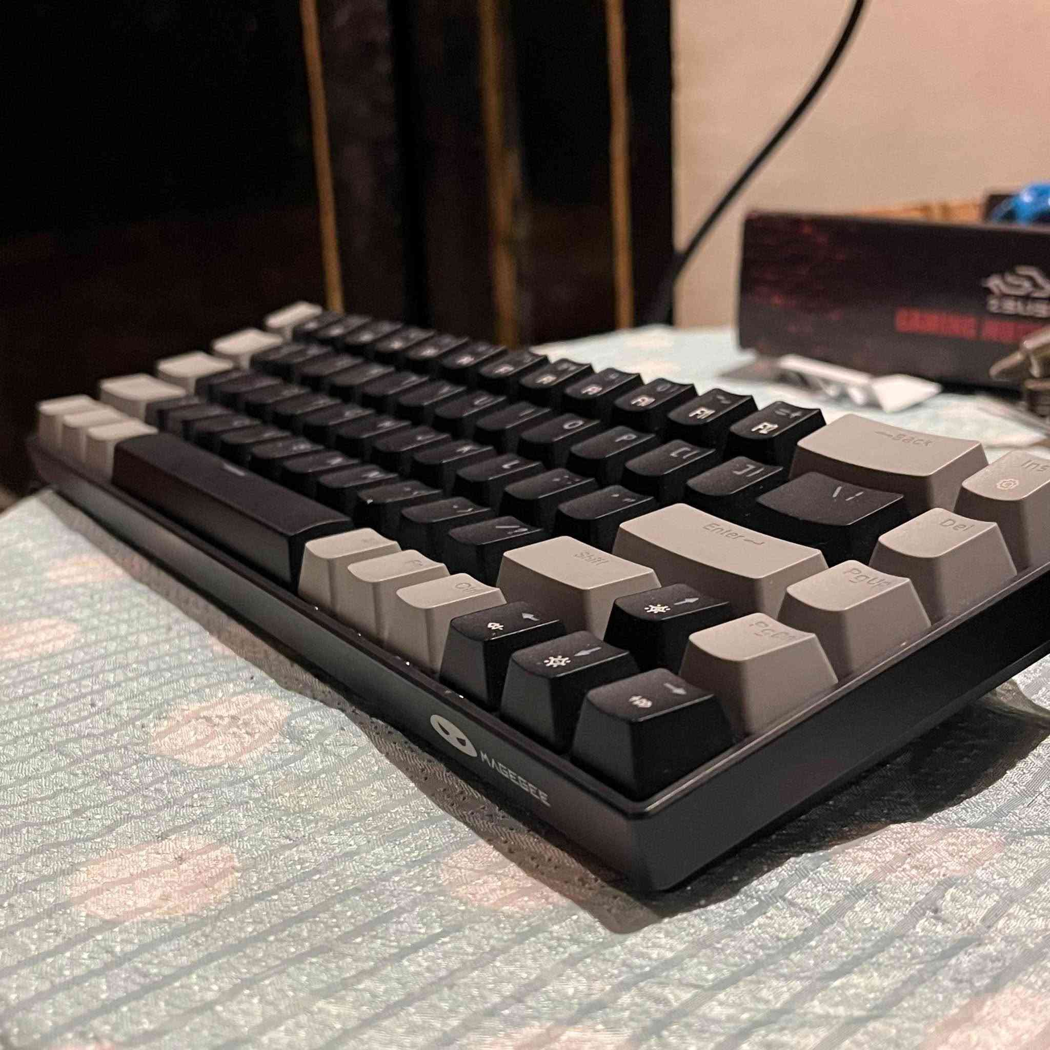 كرت شاشة RX6500XT • SSD 512 جيجا • رام 16 جيجا 2133