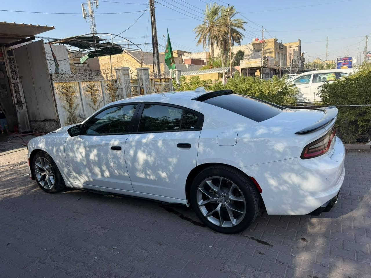 للبيع جارجر 22 sxT بلاس سياره جديده بمعنى الكلمه مال استخدام شخصي  ماشيه  ٤٣ ميل  ستوك شركه ريحة شركة 
داخل لون مميز بلاد 
تدفئة تبريد مقاعد 
رادار جانبي 
خزن ميموري 
تدفئة ستيرن 
شاشة كبيرة 
٢٣٠
*********** 
مكان بغداد الحريه
