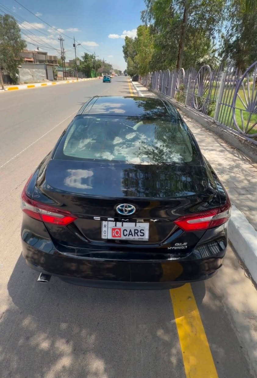 كامري هايبرد 2024 ياباني وارد خليجي 
ماشيه 65 الف ضرر صندوك  محرك 2.5 
مواصفات GLE
سعر 220 $. بغداد مكانها رقم الهاتف ***********
