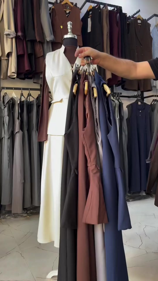 طقم تنوره كولتي عالي كلش 🤍🫰🏻 قياس 38لحد 48
