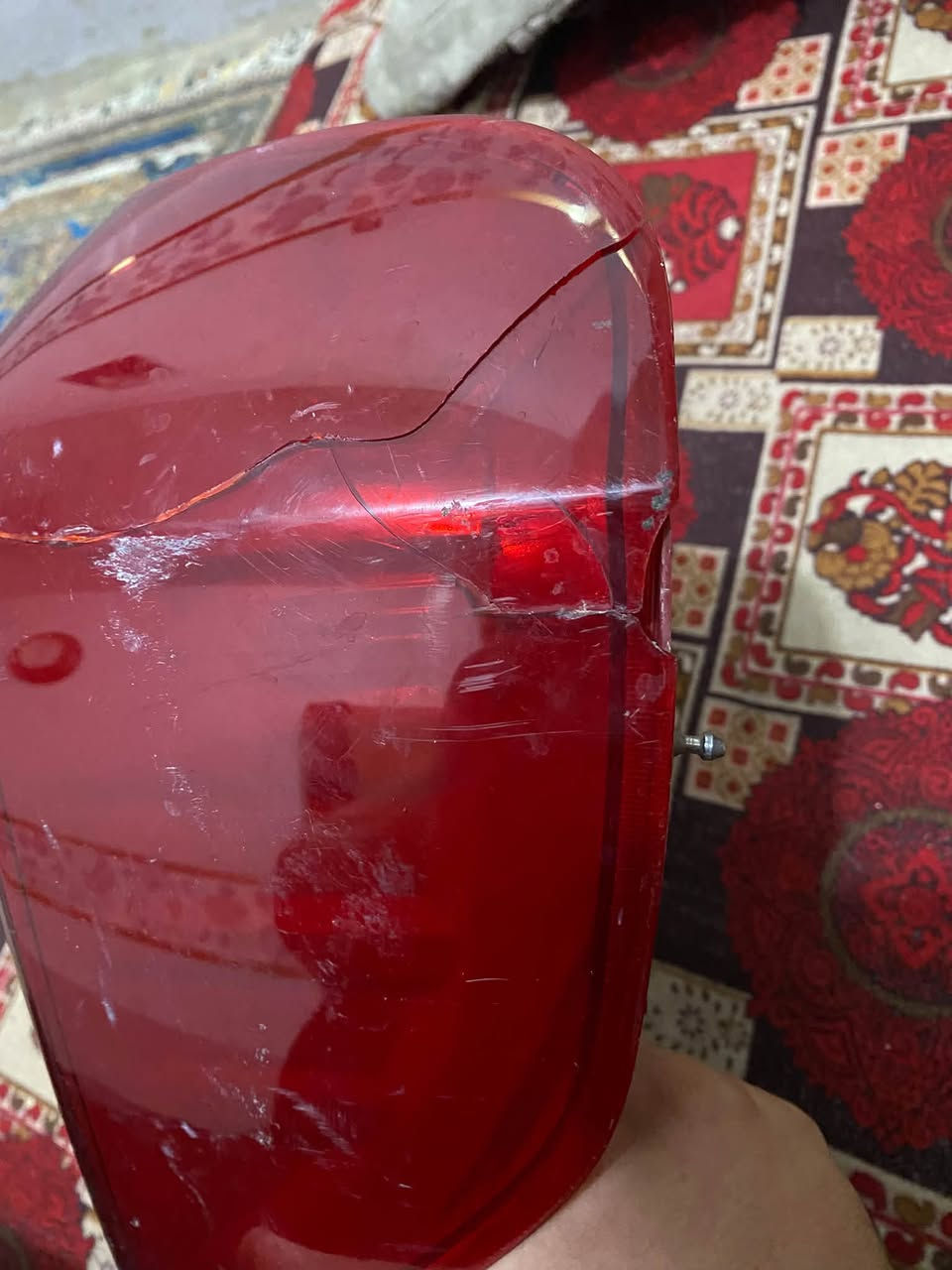 سلام عليكم 
بك لايت بيكانتو  صفحه اليمنه 
يرهم من موديل ١٧.  الحد موديل ٢٣ 
موضح بل صور 
بغداد الامين الثانيه 
الرقم ***********
