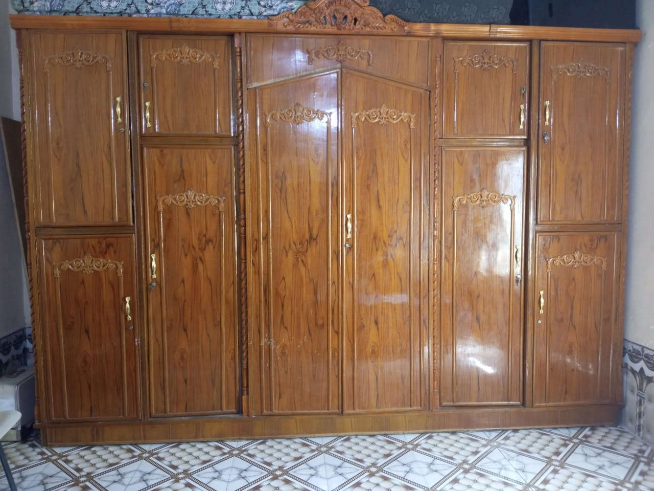 غرفة نوم للبيع نضيفة للبيع السعر ٧٥٠وبيهة مجال أو جرباية اطفال ب٥٠ مكاني ام هليل الشراي يتصل ***********
