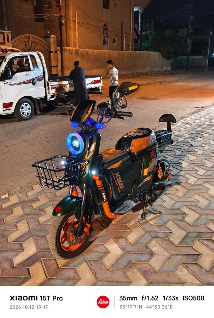 X900 • ٥بطاريات • شاحن اصلي