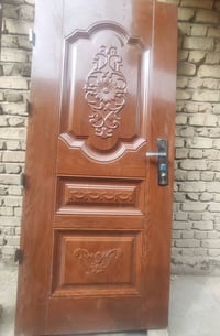 باب حديد • مستعمل • ٨٥×١٩٥سم