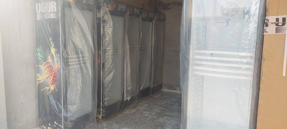 توفرت عارضات عاموديه عرض خاص ايكور تركي وأسعارمناسبه جدا حجم ٢٨قدم حجم ٢٤ قدم حجم ٢٢ قدم ضمان سنه عنوان بغداد زعفرانيه
