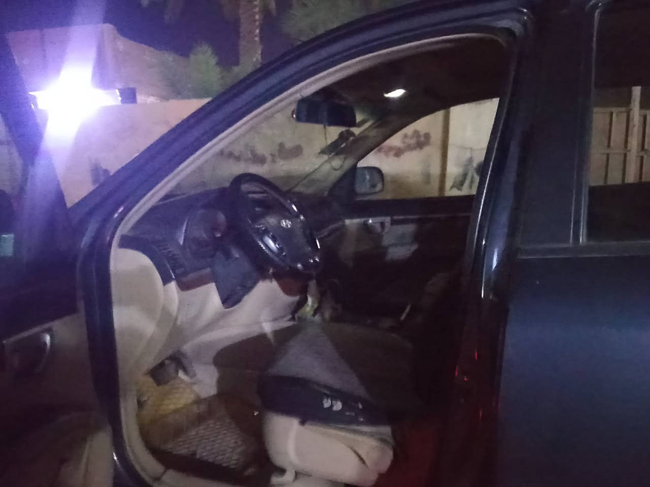 السلام عليكم سياره سنتافيه للبيع او مراوس مراوس برادو 2007  ضخه بياره 2007 مراوس وبيع برادو سعر 70 ورقه ام راس وبرادو شاشه تبريد شغال ثلج فتح ابو السقف رقم صاحبها 7711963535 ابو حمزه سياره فتحه بالسقف والدوشه الجديده وا تبريد ثلج عنواننا بغداد المعامل مراوس وبيع وبرادو
