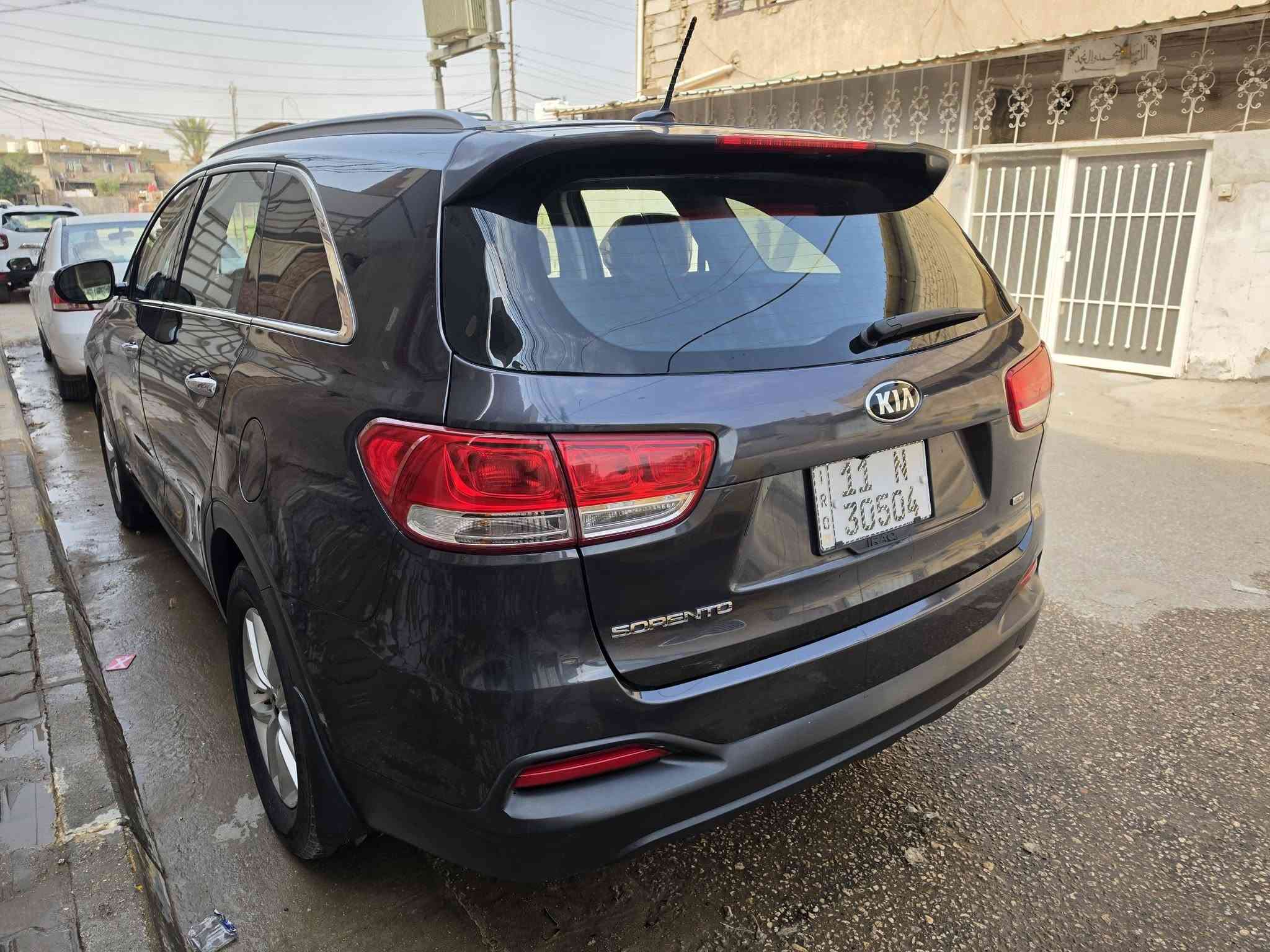 سورنتو ٢٠١٧ • محرك ٢٤٠٠ • رقم بغداد