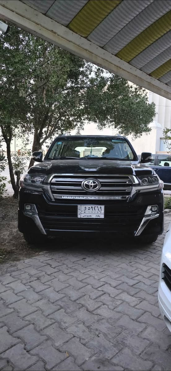 لاندكروز موديل 2014 gxrمحدث21 بدون صبغ وبارد بدون حادث مكفولة غراض التحديث موجوده وياها محرك 8سلندر غرفة بلاديه وجديدة داخل جلد اصلي بريمية محرك كير مكفول تخم تاير جديد سيارة جديدة رقم بغداد بأسمي سعر 40الف دولار مكانهة ديالى المقدادية *********** بغداد, العراق
