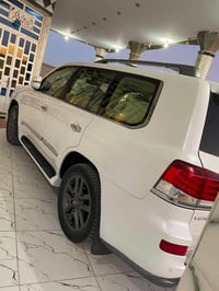 لكزس • ٢٠١٣ • ماشي ١٧٠الف