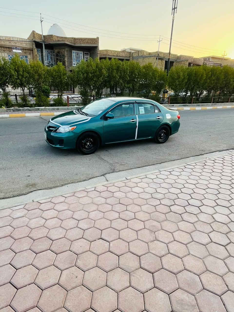 سلام عليكم كورله نحله وارد أمريكي ضربته جاملق خلفي بدون دواخل فقط لباقي مكفول من ضربه كص لغود شواصي تبديل سياره مصبوغه حزام اثر جراد فقط كير ومكينه 1800 صالي 10 تيام من شادهن تخم تاير جديد حداديه بلكامل جديد منضومه تبريد جديده يعني ثلج كهربائيات كله شغاله سياره بعد احله من صور ترايك وين معجبك رقم بغداد تحويل ثاني يوم مشروع وطني سنويه ل28 سعر 92 وبيه مجال عنوان واسط لكوت رقم 
***********
