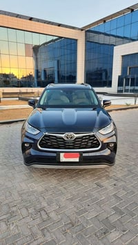 هايلندر بلاتينيوم • V6 • ٢٠٢١