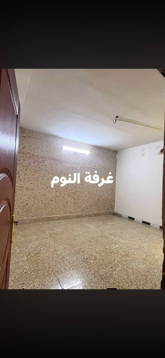 السلام عليكم عندي مشتمل للا يجار كركوك طريق بغداد قرب محطة عقبه بن نافع  (سعر 250)بي مجال (***********
