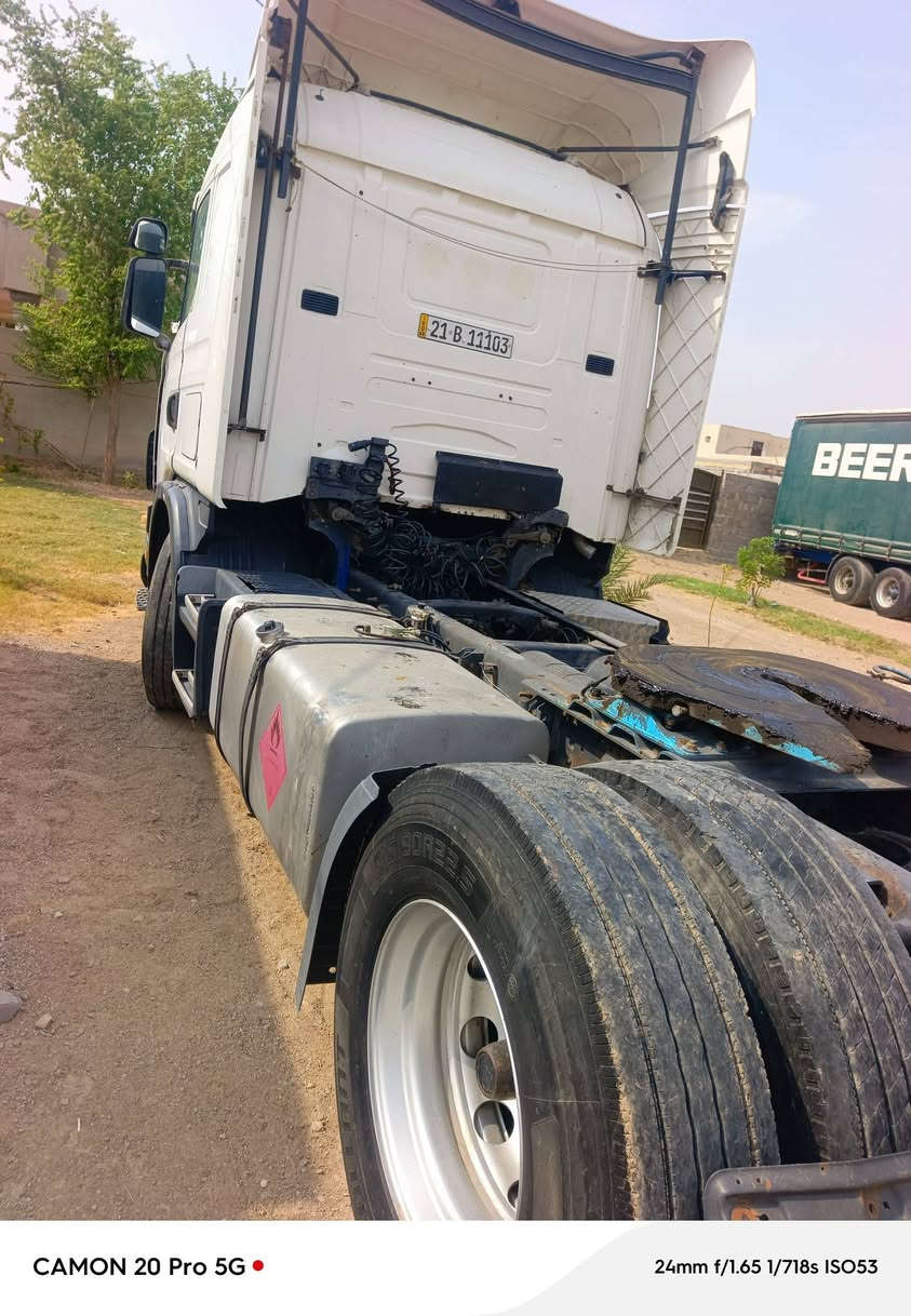 سكانييه 2004
سياره.  بسمي.   تحويل. ثاني. يوم.  سنويه لل29
سياره. مرسمه فلات يعني. جادر ما. مرسم 
عربانه بنز 
سياره. كامله. 
واسط العزيزيه. 
‏‪***********‬‏

نص مكتوب في الصور:
- CAMON 20 Pro 5G
- 24mm f/1.65 1/1096s ISO52
- 24mm f/1.65 1/1250s ISO50
- CAMON 20 Pro 5G 24mm f/1.65 1/718s ISO53
- CAMON 20 Pro 5G 24mm f/1.65 1/772s ISO52