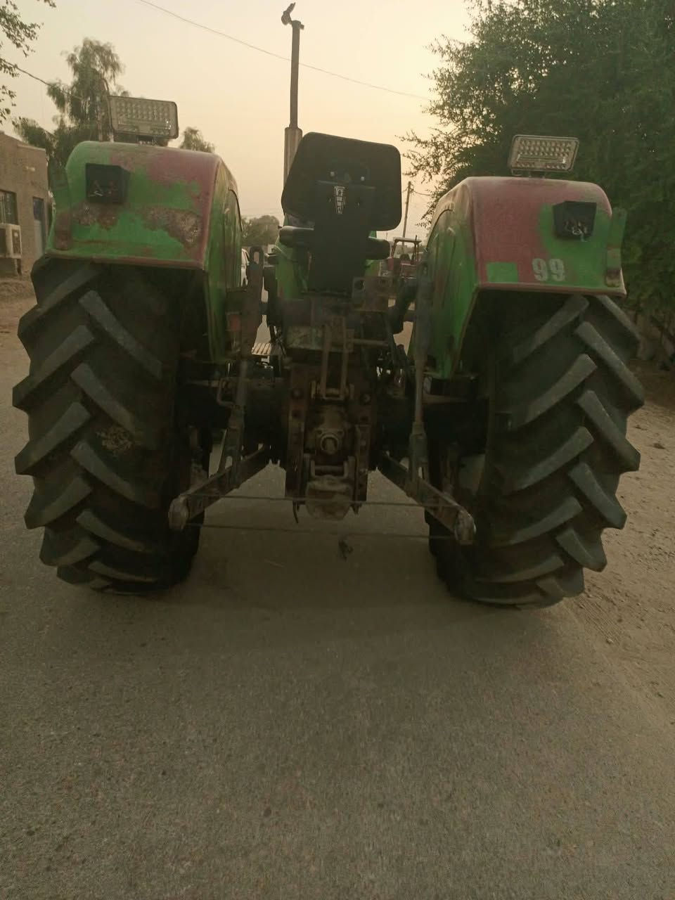 للبيع مكينه سيرت بلاديه ما مصبوغه
مديل  ٩٩
رقم وسنويه بدون تحويل 
تخم تاير جديد 
كير وكسن ع شركه محرك اول مره ينفتح  مجفته قبل ٤ اشهر  
السعر  ٨  مليون  وبيه مجال 
المكان واسط قضاء الصويره ناحية الشحيميه 
اتصل ع ***********
