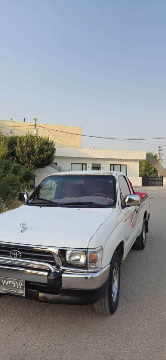 ‎تویتا ارنەب 
‎*********** 
‎یابانی ئەسڵ 
‎مۆدیل 2001
‎ناو سوور 
‎جام کارەبا 
‎بیلاد پاوەرە 
‎مەکینە سپی 
‎چەمچەو خێمەی لەگەڵە 
‎بێ تەقەرەقەیە . 
‎گێر و مەکینەو عەکسل و شانسی  بەشەرت
‎ئارمی پلاستیکی سلێمانی 
‎بەشەرتی ئارم ئەوەلیات 
‎45 گەڵا و کەمێک معامەلە 
‎مووشتەری تیل بکە لە خزمەتام 
‎***********
‎ السليمانية, العراق
