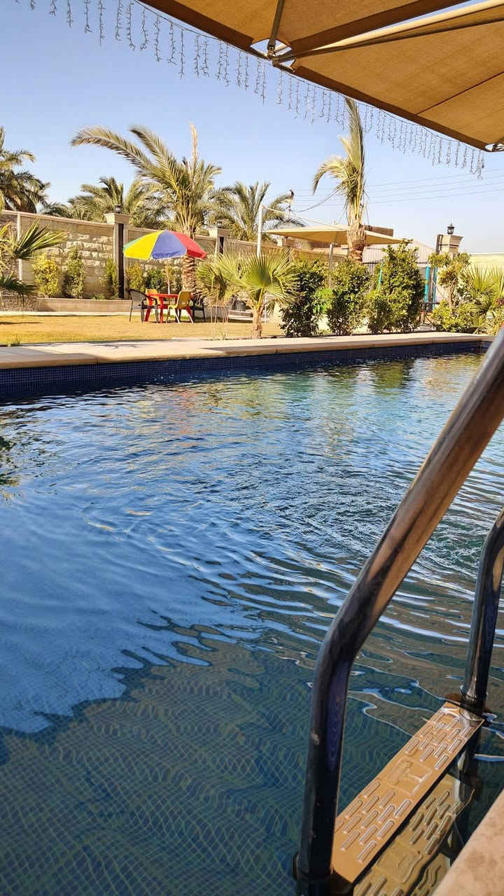 سلام عليكم متوفر مزرعه للايجار اليومي في البوعيثه للاتصال ***********

