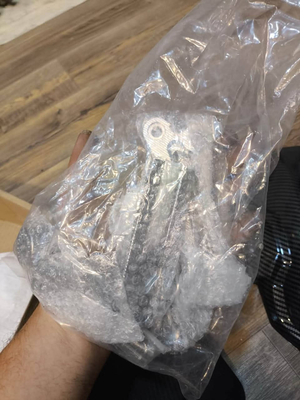 ⚡ Velo Center للدراجات الكهربائية ⚡

🔧 صيانة جميع أنواع الدراجات الكهربائية.
🔋 فحص وتبديل البطاريات.
⚙️ برمجة العقول (الكونترولر) وحل جميع الأعطال الكهربائية.
💡 تصليح الإنارة، الهورن، والإشارات.
🛞 تبديل التايرات بمختلف القياسات:
✔️ 3.00-10
✔️ 3.50-10
✔️ 90/90-12
✔️ وقياسات أخرى حسب الطلب.
🛠️ توفير قطع غيار أصلية وبأسعار منافسة.

✅ شغل احترافي وضمان على العمل.
✅ سرعة بالإنجاز وفحص دقيق.
✅ أسعار مناسبة وجودة مضمونة.

📍 زورونا في حي الجهاد منطقه الالفين شارع حسينيه الزهراء 
 أو راسلونا على وتساب  للاستفسار والحجز.

***********

Velo Center... كل ما تحتاجه لدراجتك الكهربائية بمكان واحد.
