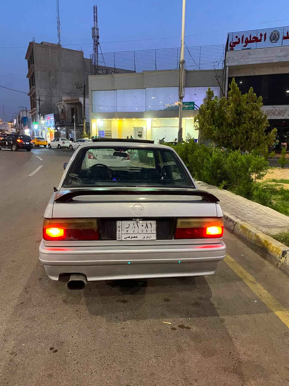 سلام عليكم 
للبيع bmwE30
محرك فال٢٠كير عادي
محرك شرط 
طخم امامي خلفي جديد تايرات جدد
داخل نضيف 
رقم الماني شرط تحويل سنويه ساقطه
عليه غرامه ٢٠٠
موديل ١٩٩١
بدون ضرر صبغ عام جماليه
تبريد ناقص بس غاز 
عنوان موصل حي البكر 
تواصل 
***********
