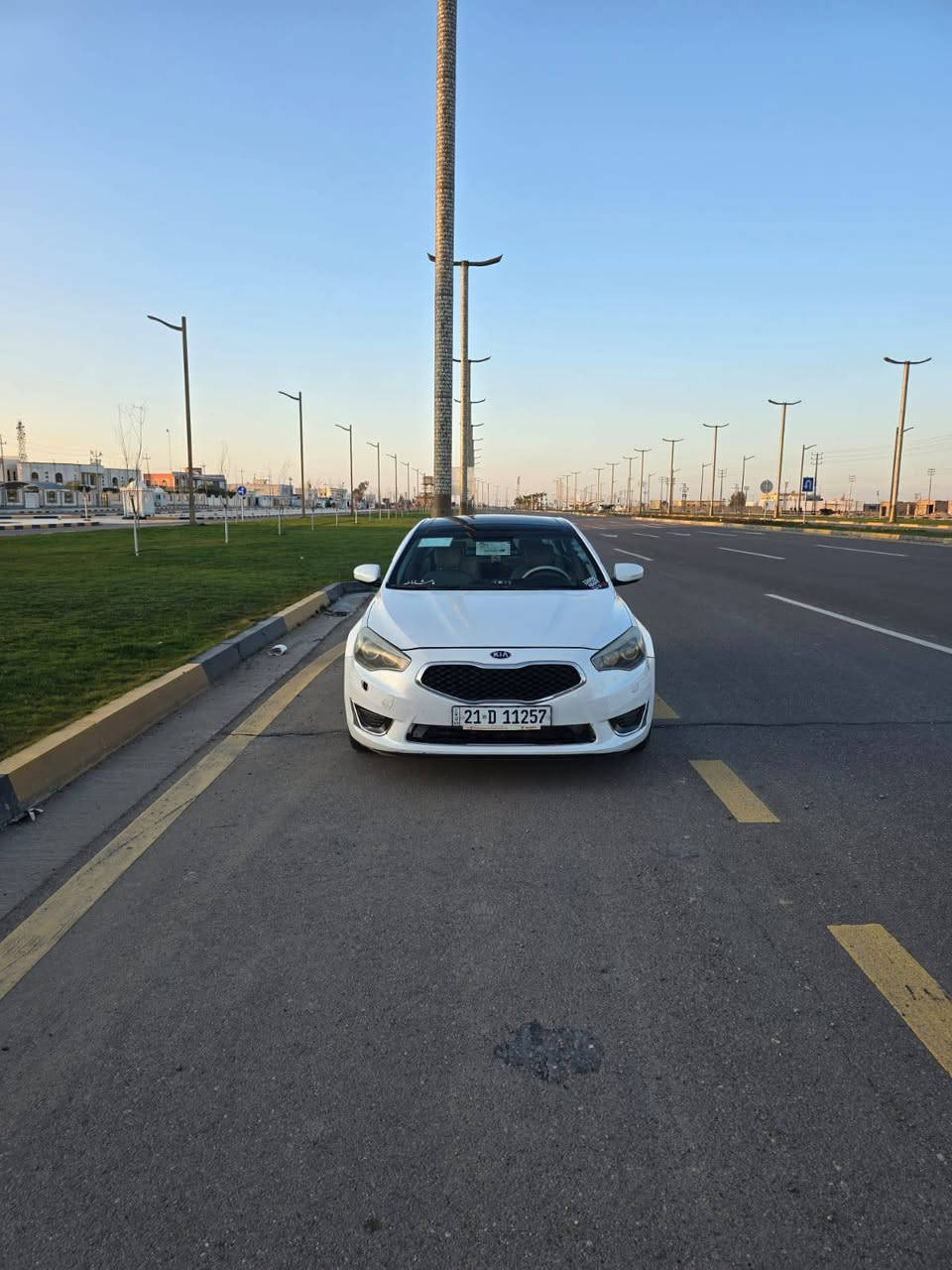 كادنزا موديل 16 خليجي فول مواصفات السعر 160 ورقه وبيها مجال مكان السيارة الانبار الكرمه شارع الصبيحات رقم صاحب السيارة ***********
