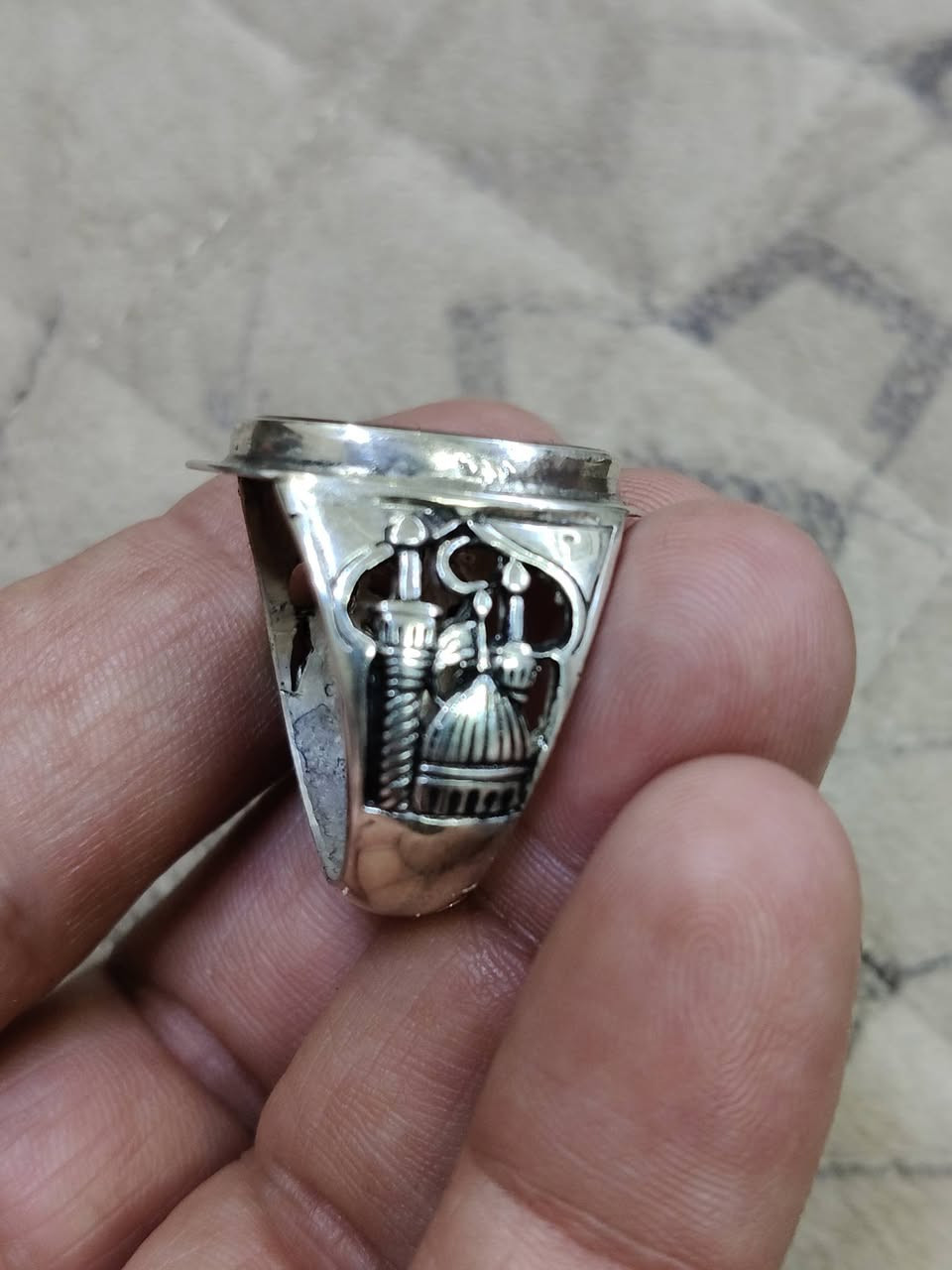 عقيق • بغداد